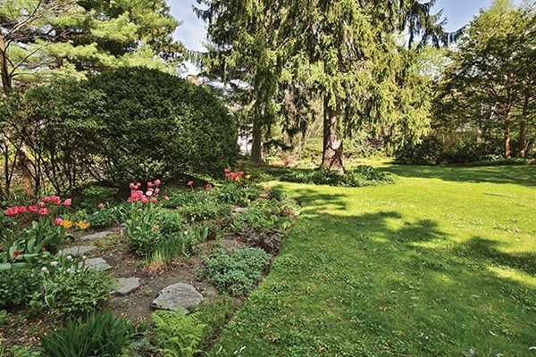 40 Norfolk Road Brookline, MA 02467 - Photo 8 of 9