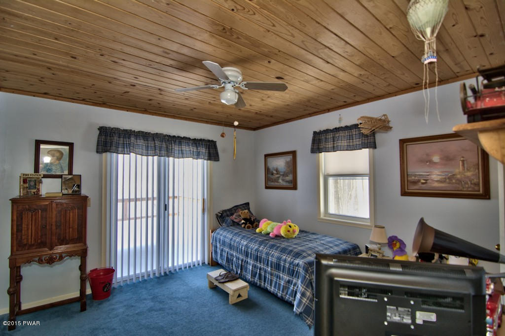 102 Ridge Road Lake Ariel, PA 18436 - Photo 35 of 46