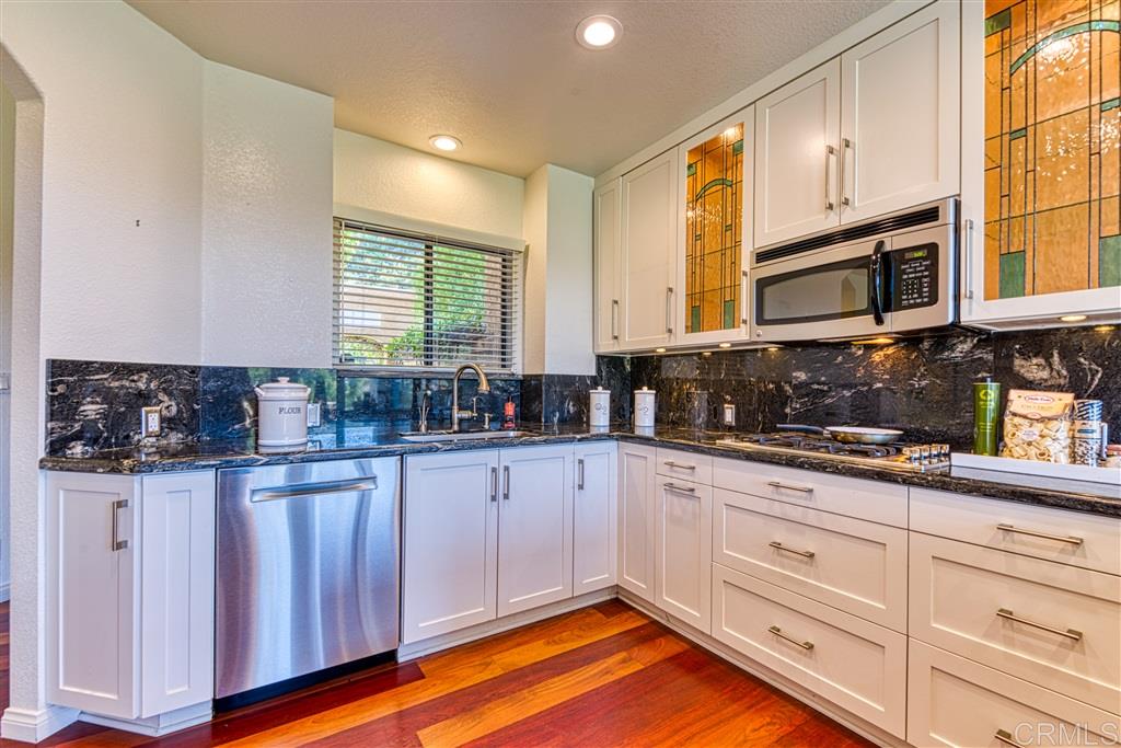 520 San Andres Drive Solana Beach, CA 92075 - Photo 9 of 25