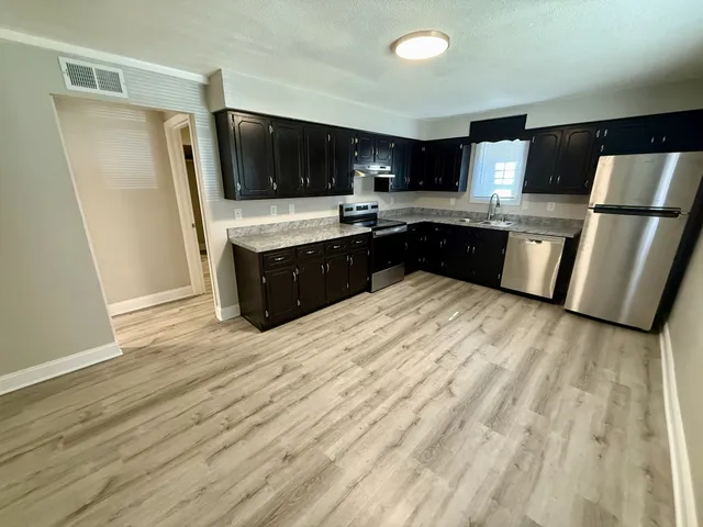 $1,595 | 3851 Dailey Road, Clarksville, TN 37042