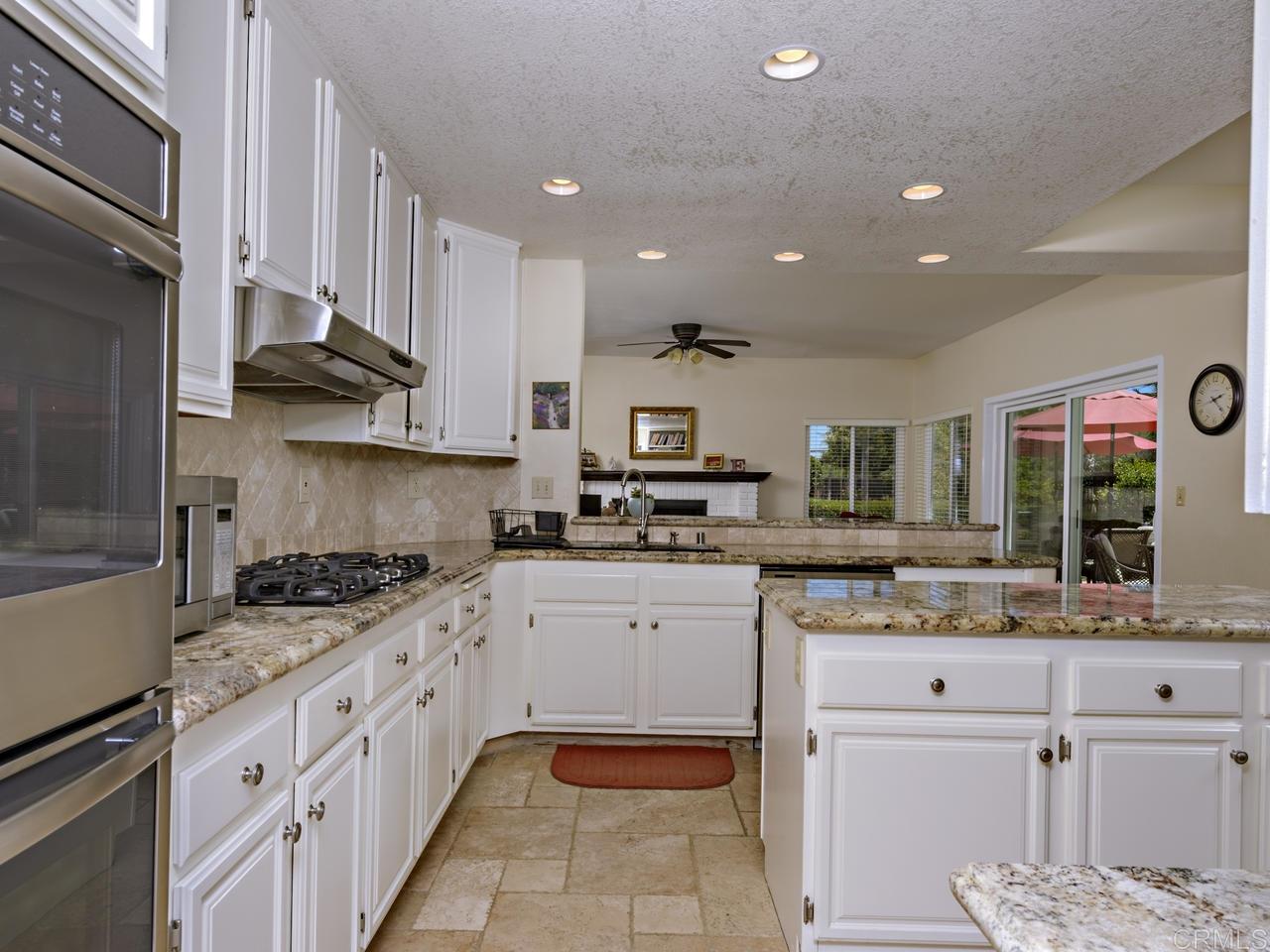 2291 Ritter Place Escondido, CA 92029 - Photo 9 of 25 Gallery Image 9