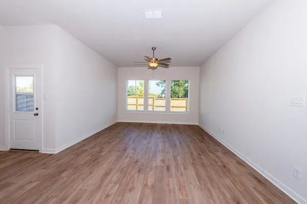 $3,115 | 16039 Emerald Thistle Lane, Cypress, TX 77429