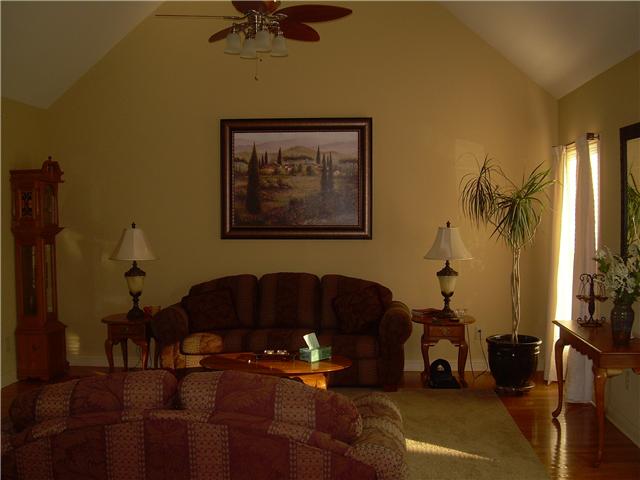 434 Clearview Road Cottontown, TN 37048 - Photo 7 of 11