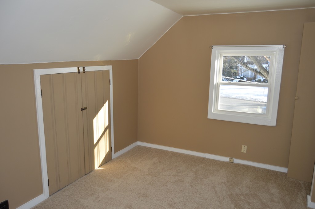 80 Leitch Street Springfield, MA 01109 - Photo 12 of 18