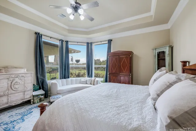 $3,950 | 18211 Branson Falls, San Antonio, TX 78255