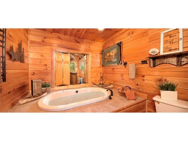 2040 Mikey Street, Unit APIECEOFHEAVEN Sevierville, TN 37876 - Photo 19 of 28 Gallery Image 19