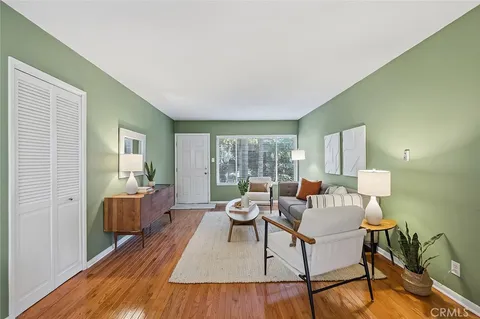 $449,000 | 1604 2nd Street, Unit 1F, Long Beach, CA 90802
