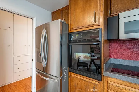 $449,000 | 1604 2nd Street, Unit 1F, Long Beach, CA 90802