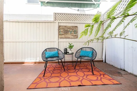 $449,000 | 1604 2nd Street, Unit 1F, Long Beach, CA 90802