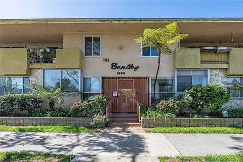 $449,000 | 1604 2nd Street, Unit 1F, Long Beach, CA 90802