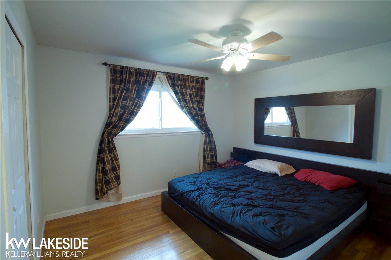 3904 Rolf Drive Warren, MI 48092 - Photo 17 of 44 31357551-16.JPG