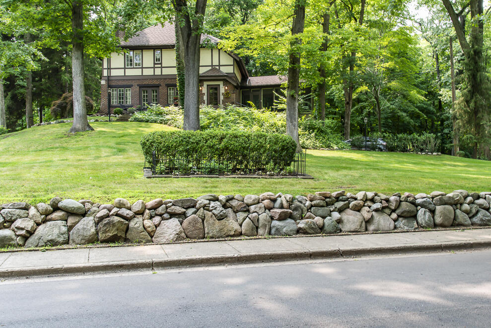 1136 Long Road Kalamazoo, MI 49008 - Photo 30 of 34 DSC_9136