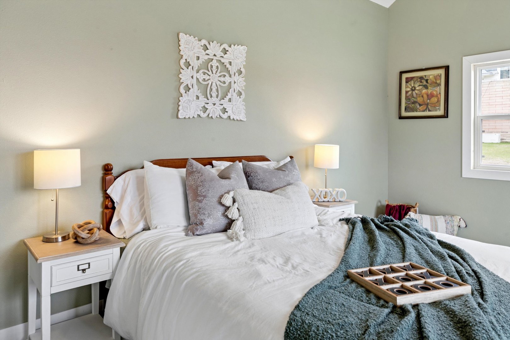 211 Clay Street New Boston, IL 61272 - Photo 14 of 29 a bedroom with a bed and a table in it