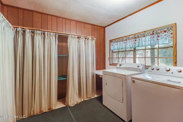 $210,000 | 1739 Thomas Jefferson Drive, Biloxi, MS 39531