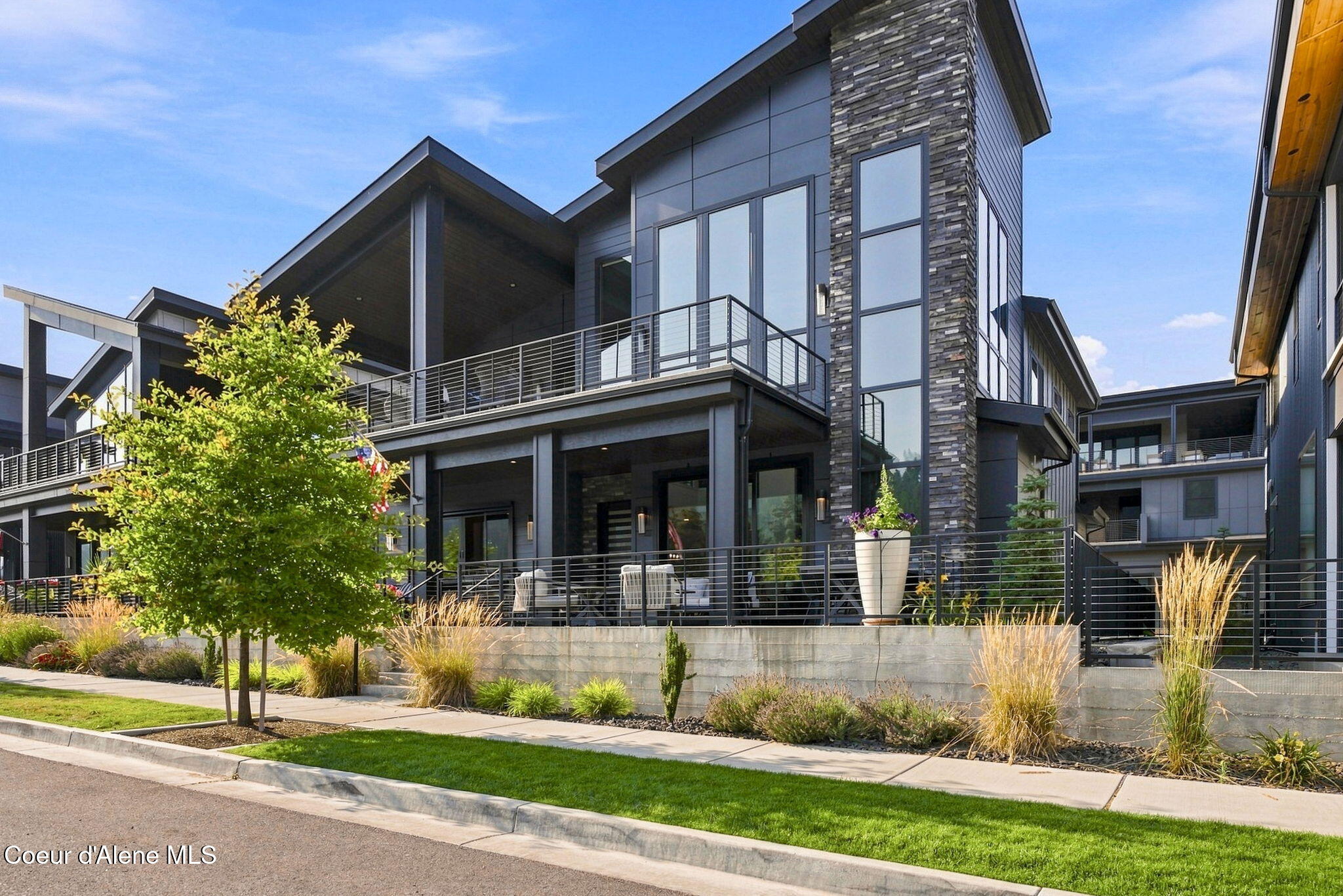 2886 North Atlas Road Coeur D'Alene, ID 83814 - Photo 4 of 67 1-web-or-mls-SkyLight - Atlas (DM)-19