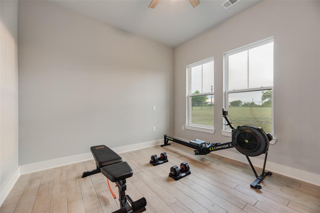 11979 Chisum Road Sanger, TX 76266 - Photo 22 of 39
