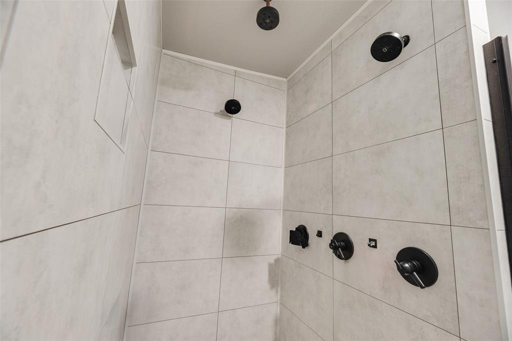 11979 Chisum Road Sanger, TX 76266 - Photo 28 of 39