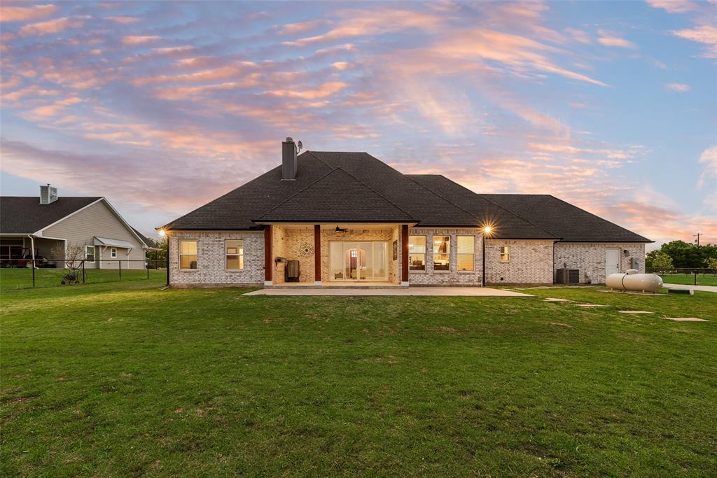 11979 Chisum Road Sanger, TX 76266 - Photo 31 of 39