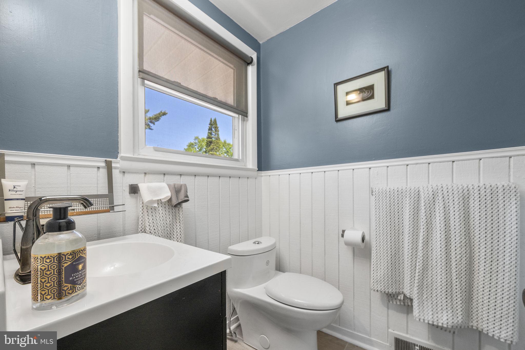 1253 Surrey Road West Chester, PA 19382 - Photo 17 of 36 Ensuite with Shower Stall (shower not shown)