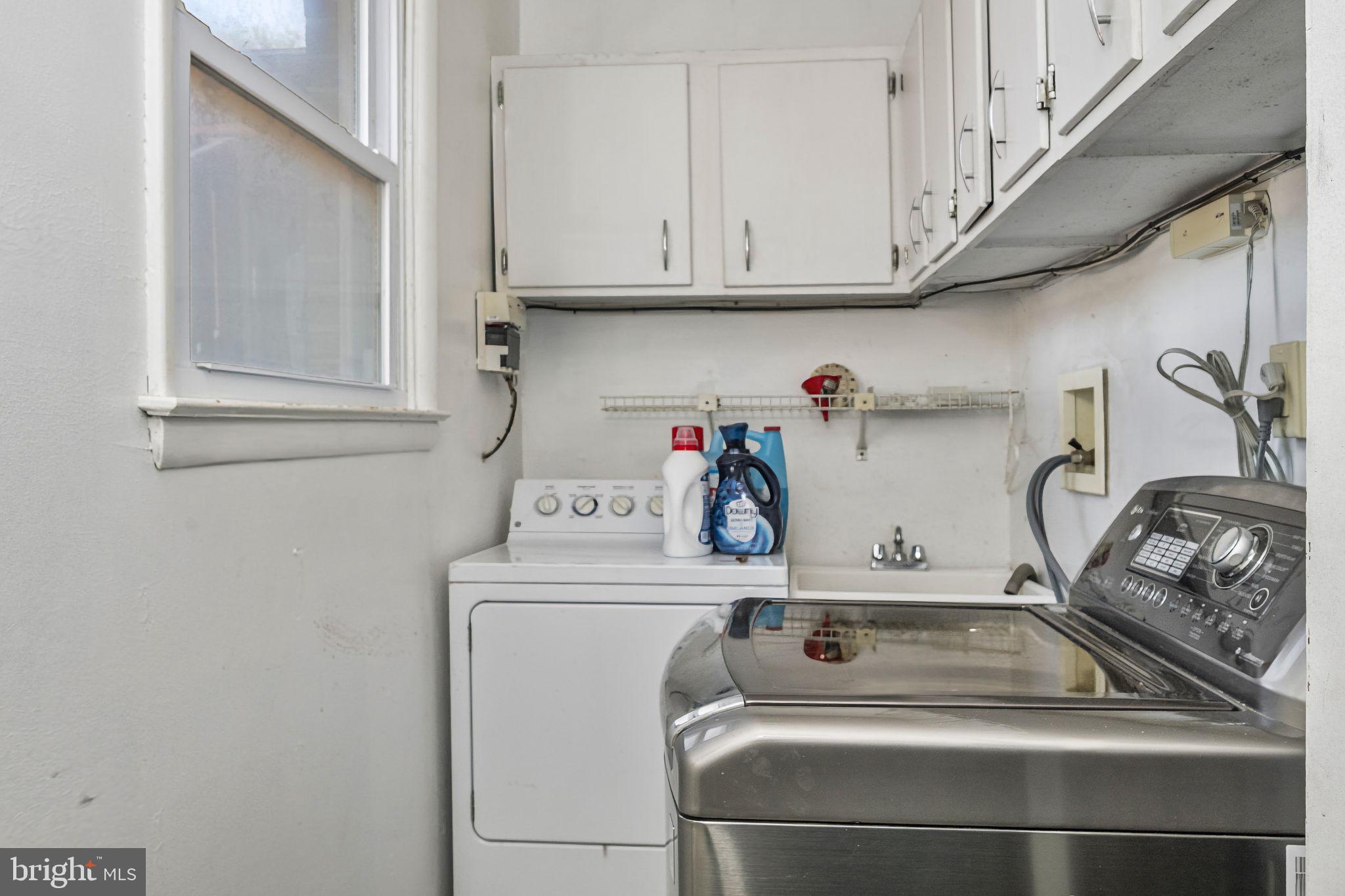 1253 Surrey Road West Chester, PA 19382 - Photo 24 of 36 Laundry Room in Garage