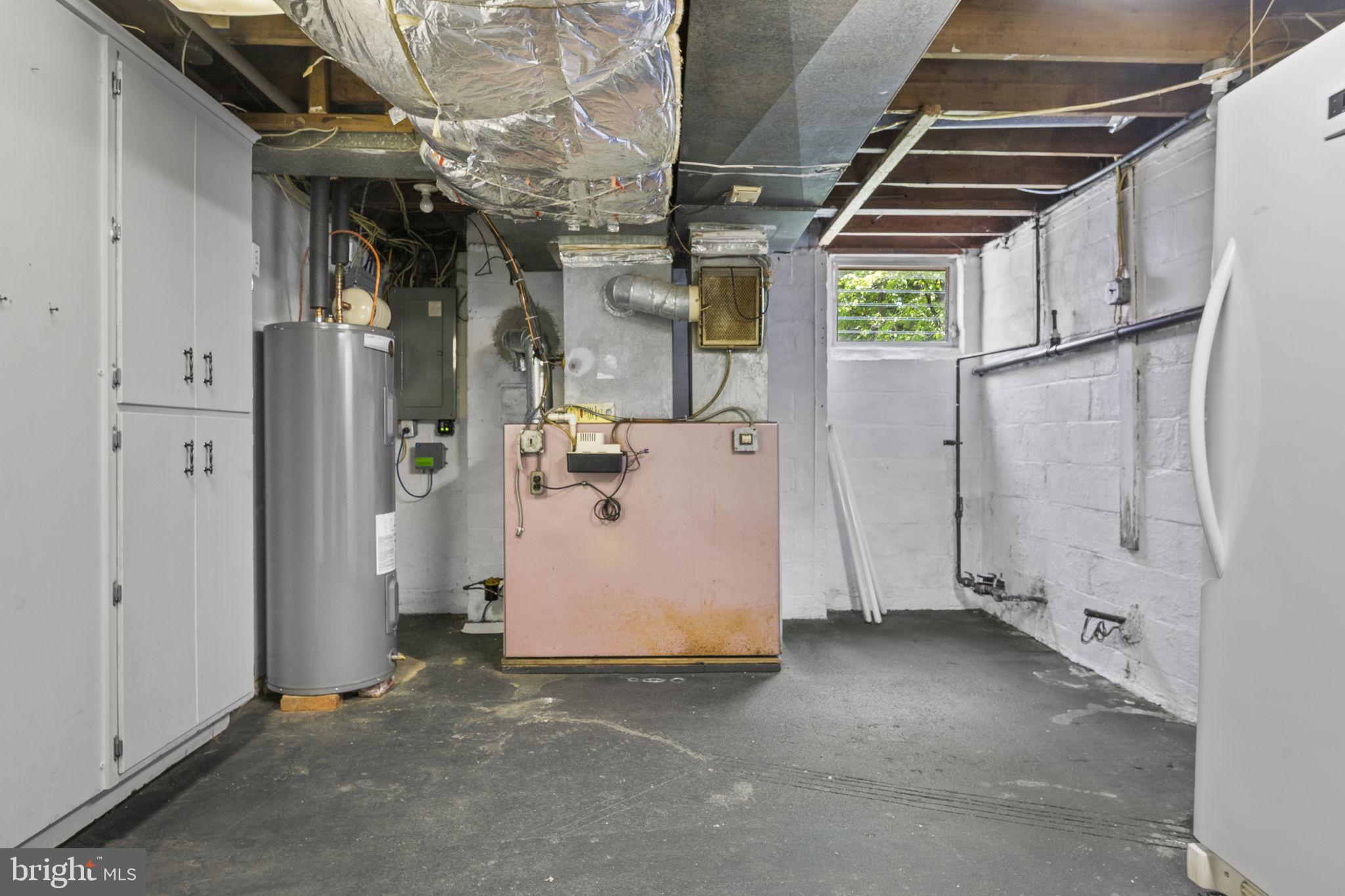 1253 Surrey Road West Chester, PA 19382 - Photo 26 of 36 Utility Room