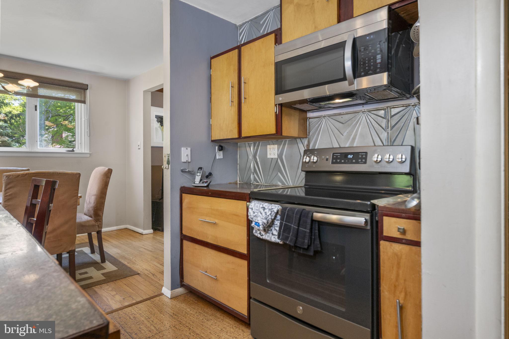 1253 Surrey Road West Chester, PA 19382 - Photo 7 of 36