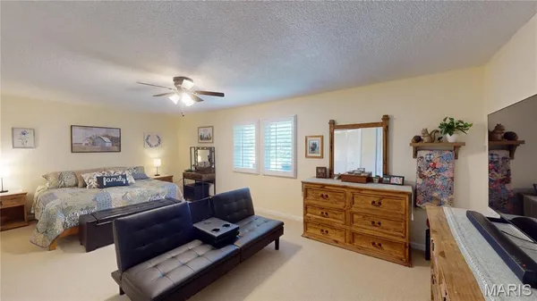 $379,900 | 7 Fisher Lane, Greenville, IL 62246