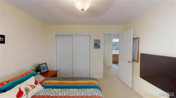 $379,900 | 7 Fisher Lane, Greenville, IL 62246