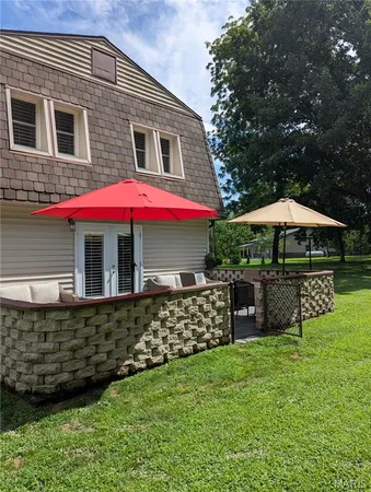 $379,900 | 7 Fisher Lane, Greenville, IL 62246