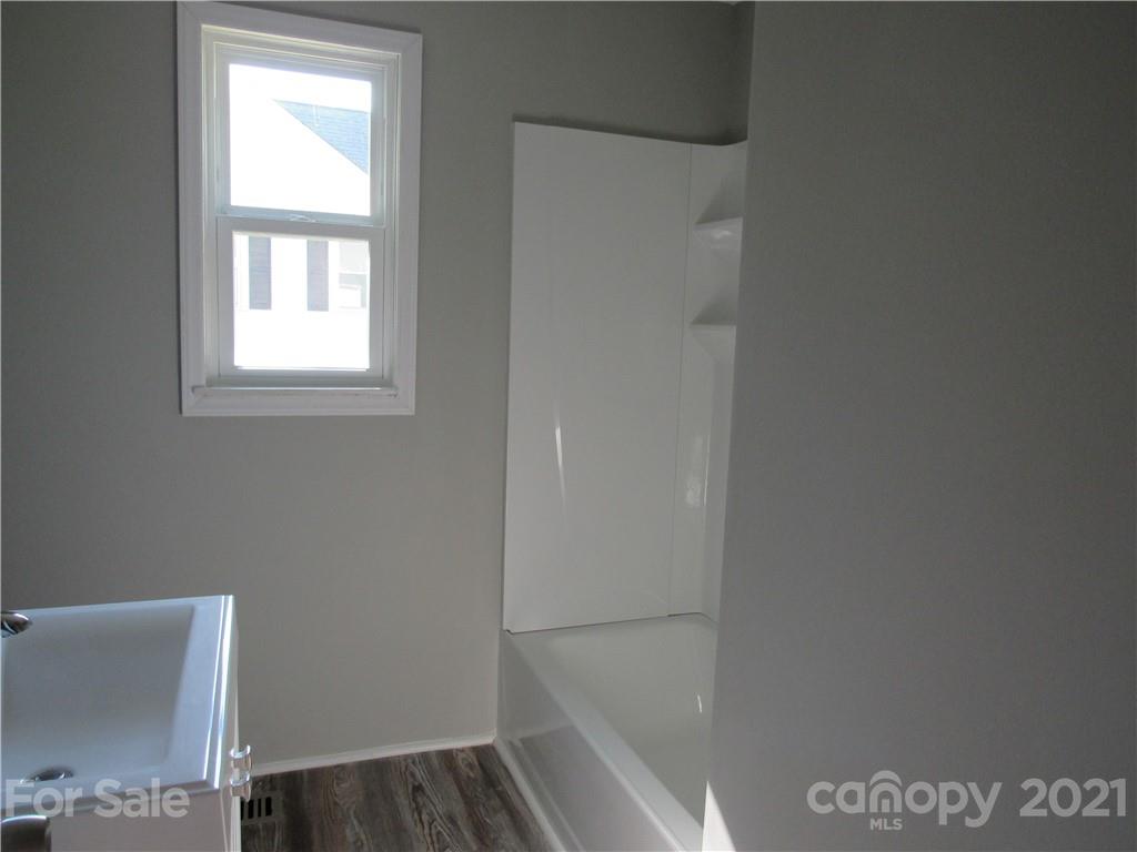 405 Gillsbrook Road Lancaster, SC 29720 - Photo 8 of 10 Gallery Image 8
