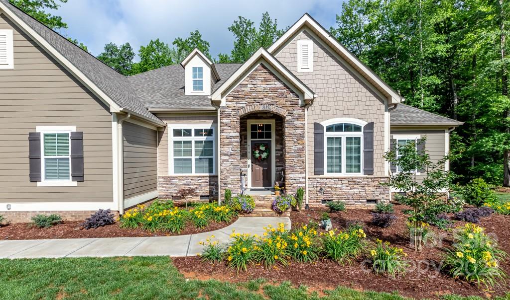 679 Top Ridge Lane Clover, SC 29710 - Photo 2 of 35 Gallery Image 2