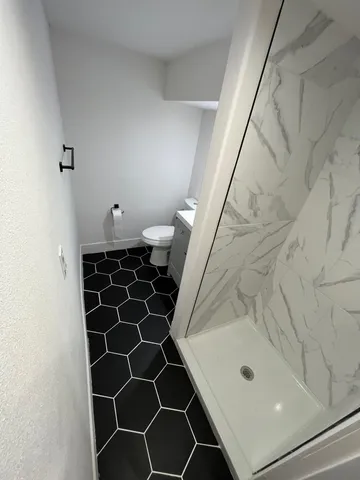 $249,900 | 985 North Westlink Avenue, Wichita, KS 67212