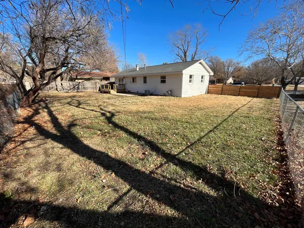 $249,900 | 985 North Westlink Avenue, Wichita, KS 67212