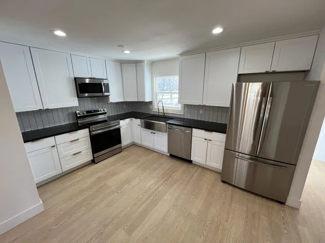 $249,900 | 985 North Westlink Avenue, Wichita, KS 67212