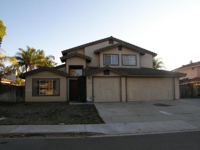 13627 Somerset Road Poway, CA 92064 - Photo 1 of 11