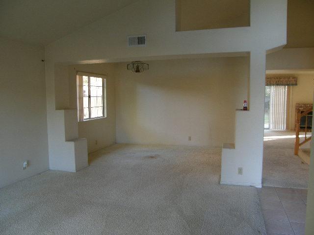 13627 Somerset Road Poway, CA 92064 - Photo 2 of 11