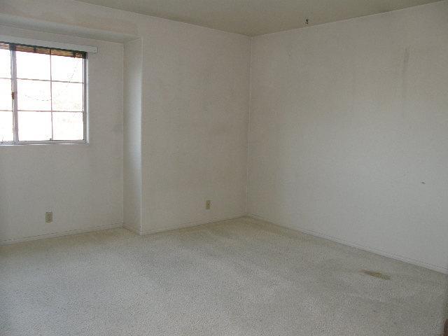13627 Somerset Road Poway, CA 92064 - Photo 9 of 11