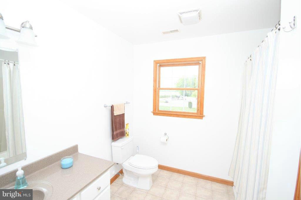 22600 Hog Creek Road Preston, MD 21655 - Photo 26 of 26 Full Bath 2nd floor