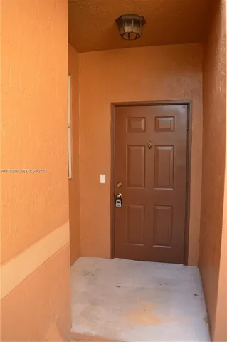 a view of utility room