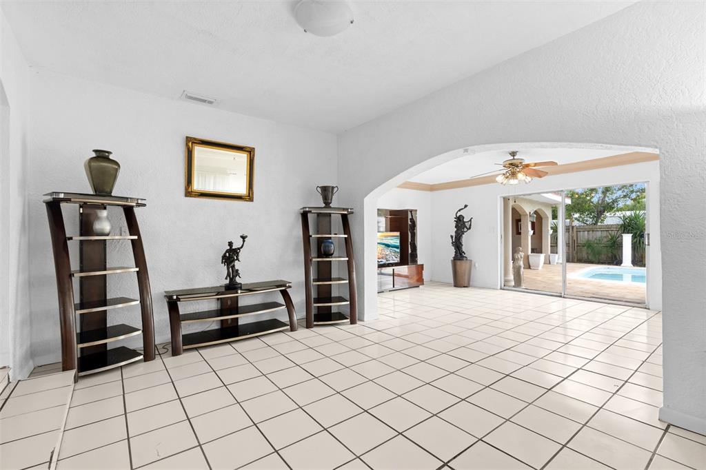 755 43rd Street St. Petersburg, FL 33713 - Photo 16 of 46 a very nice looking room with a large window
