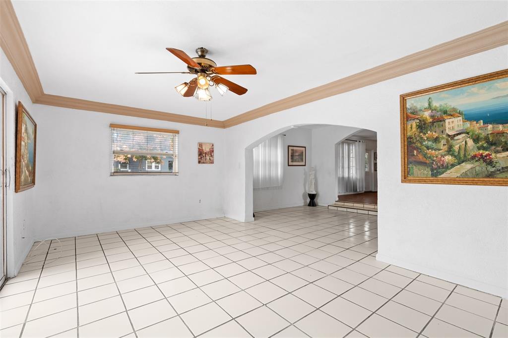 755 43rd Street St. Petersburg, FL 33713 - Photo 21 of 46 a view of an empty room