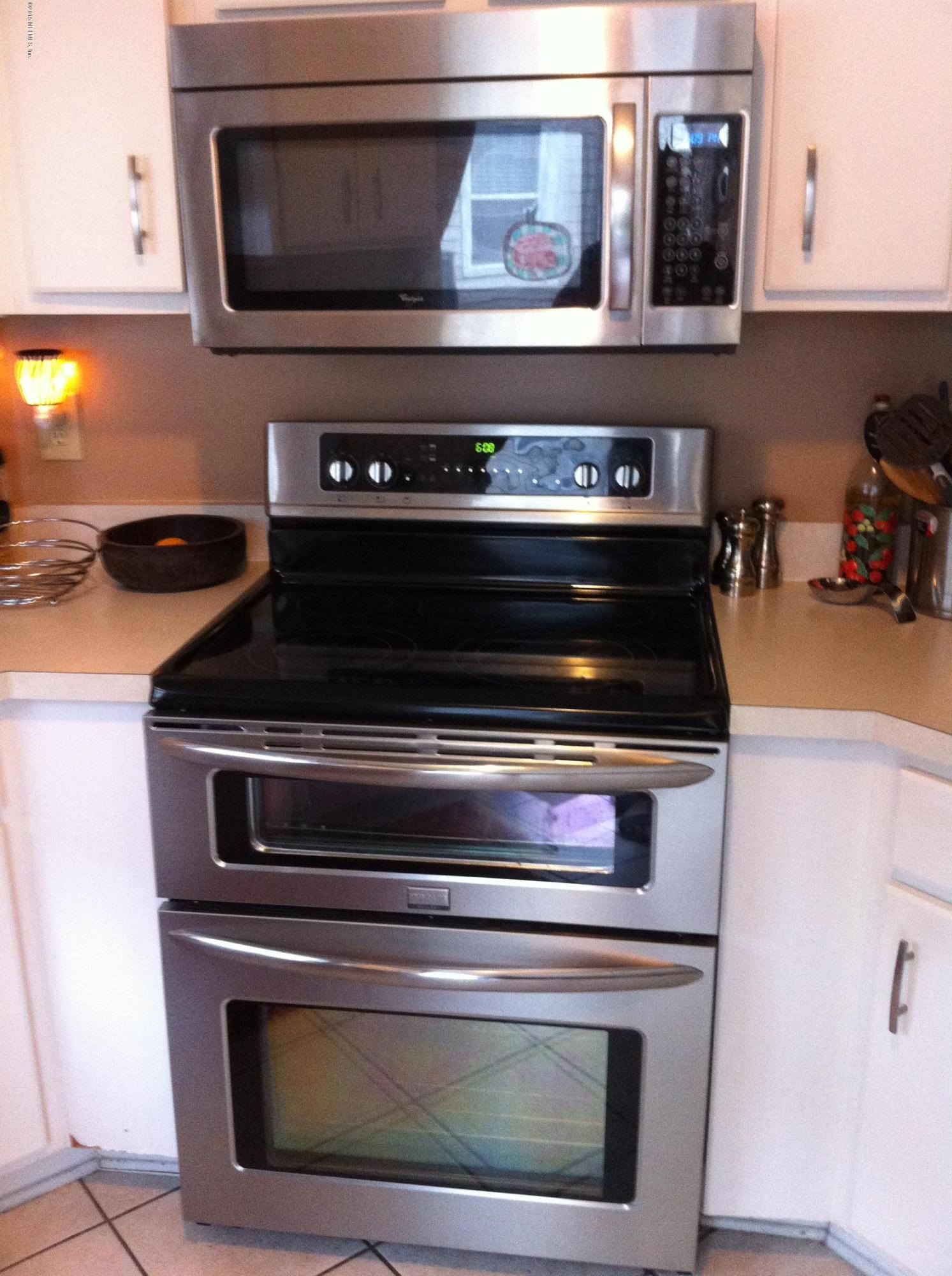 505 South Steel Bridge Road, Unit 3 St. Johns, FL 32259 - Photo 8 of 18 Updated Appliances