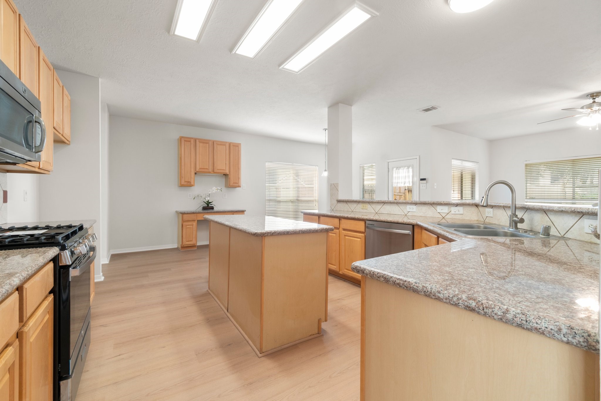 19827 Lajuana Lane Spring, TX 77388 - Photo 12 of 46