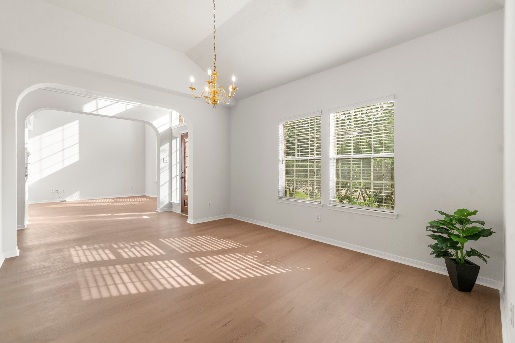 19827 Lajuana Lane Spring, TX 77388 - Photo 9 of 46