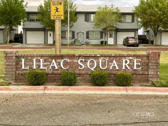 109 South Lilac Street Ridgecrest, CA 93555 - Photo 2 of 21
