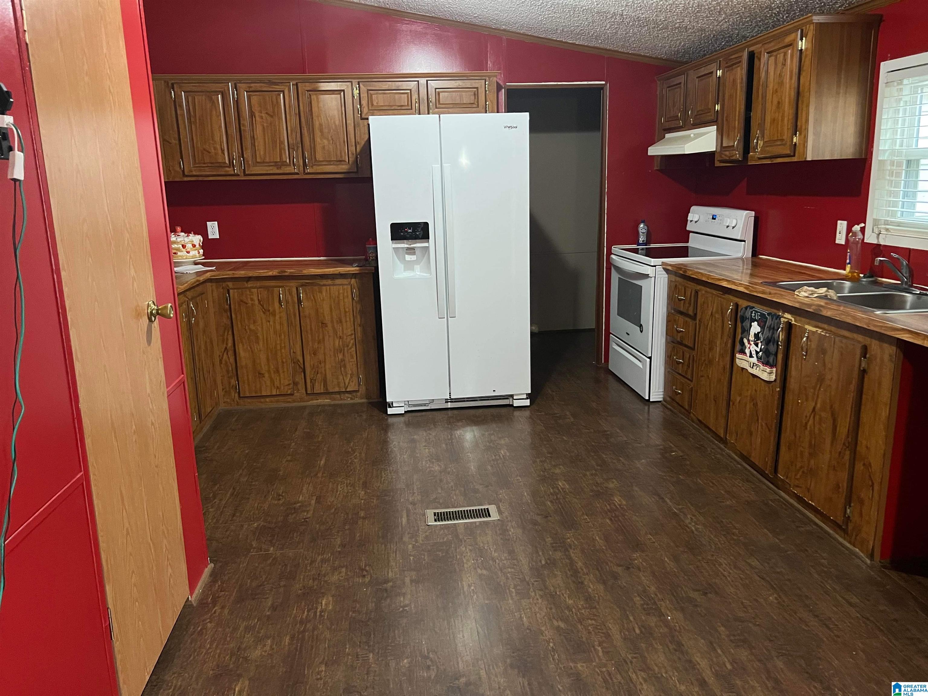 470 County Road 869 Jemison, AL 35085 - Photo 11 of 18