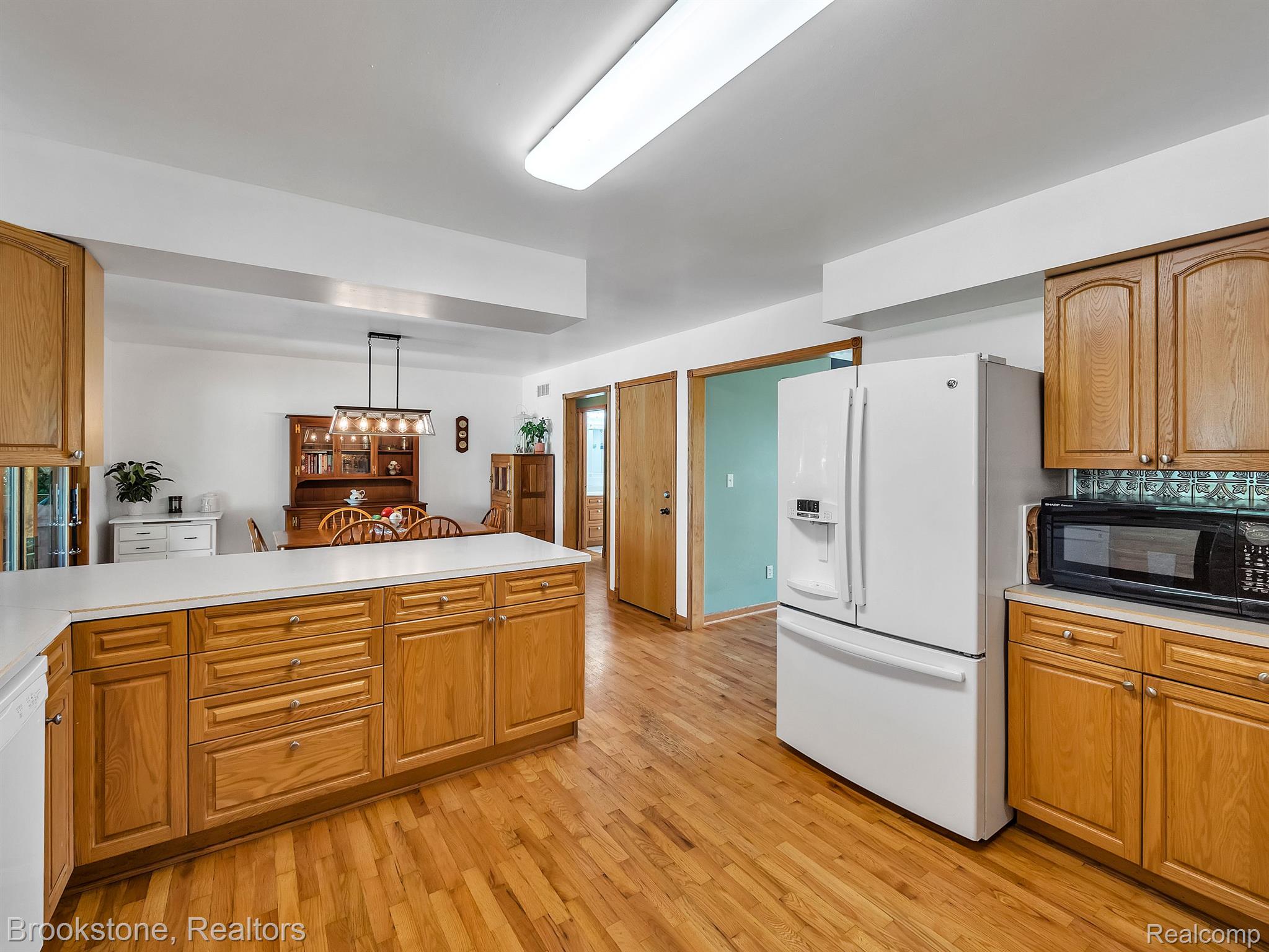 3926 Pratt Road Metamora, MI 48455 - Photo 21 of 39 Real Wood cabinets can be painted