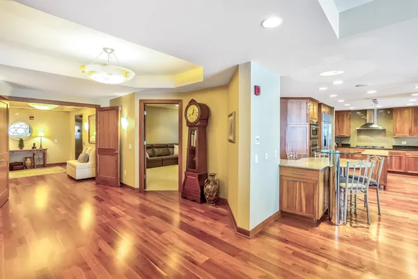 $1,299,000 | 1070 Grandview Court Northeast, Unit 406, Columbia Heights, MN 55421