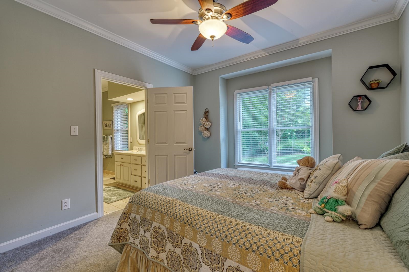 335 Hillcove Point Wellford, SC 29385 - Photo 19 of 50