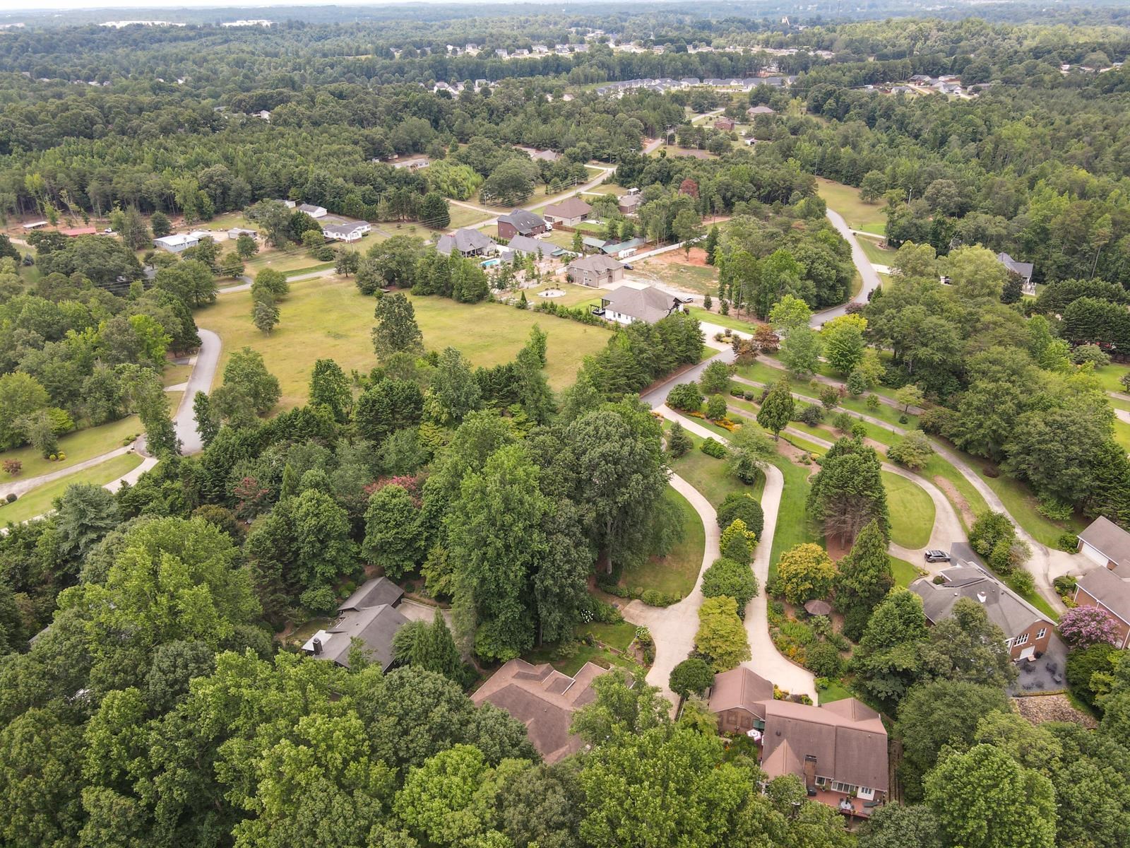 335 Hillcove Point Wellford, SC 29385 - Photo 47 of 50